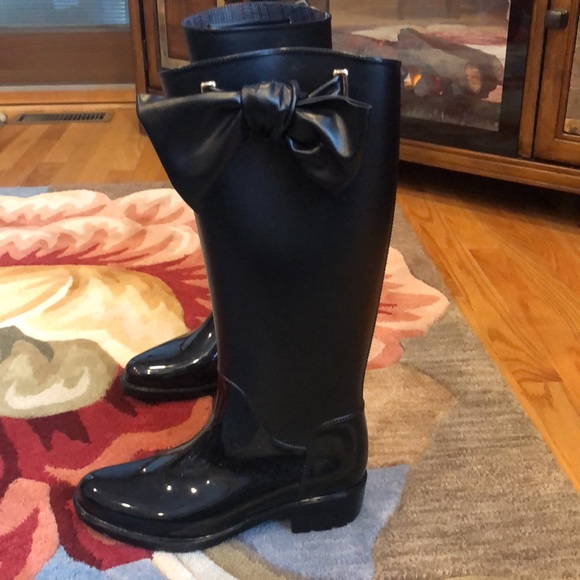 Wore once finale sale and drop down - Picture 2 of 16